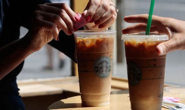 cafe gelado em cafeteria